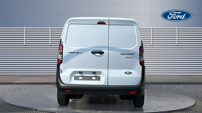 Ford Transit Courier Diesel 1.5 EcoBlue Trend Van - Image 6